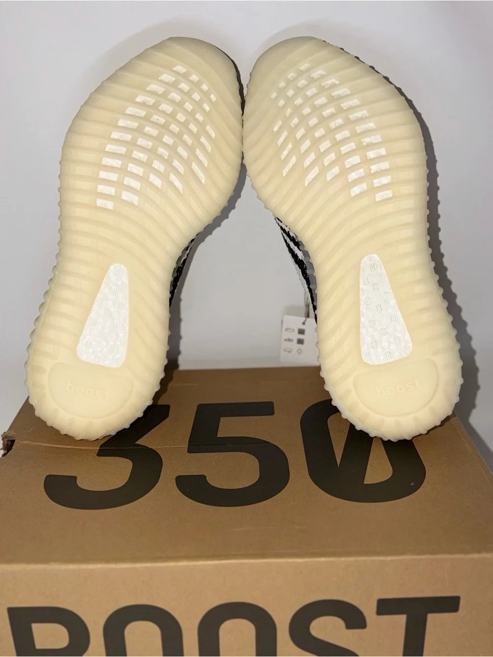 Yeezy boost 350 zebra new with tags